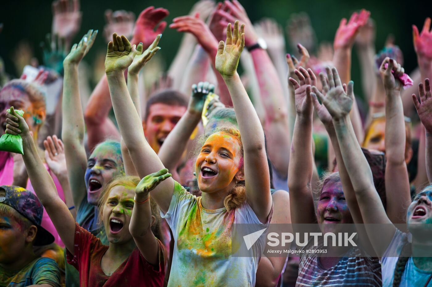 National Holi festival of colors in Omsk