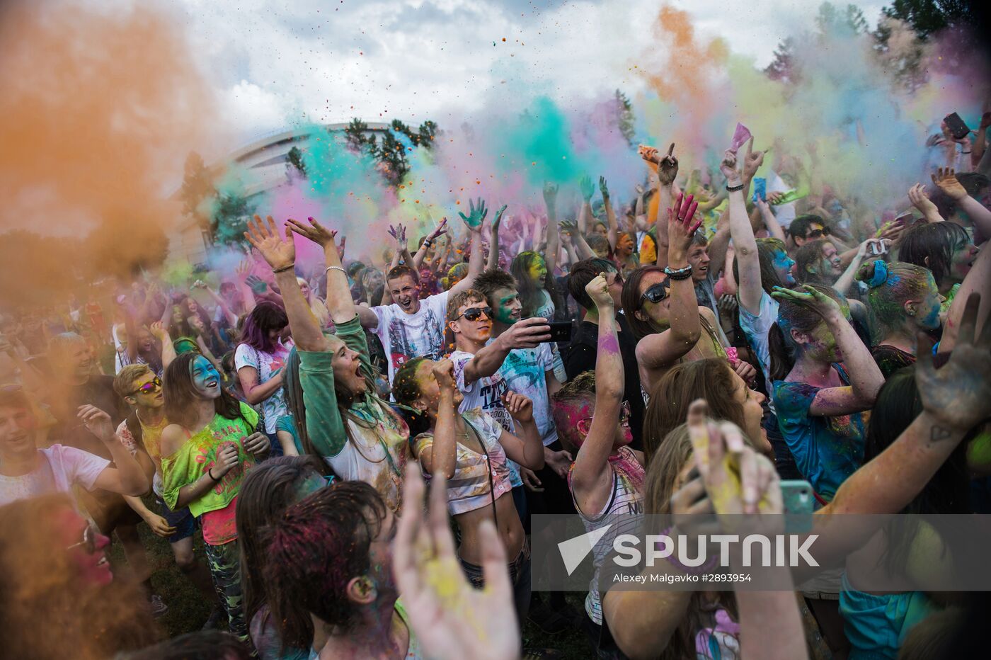 National Holi festival of colors in Omsk