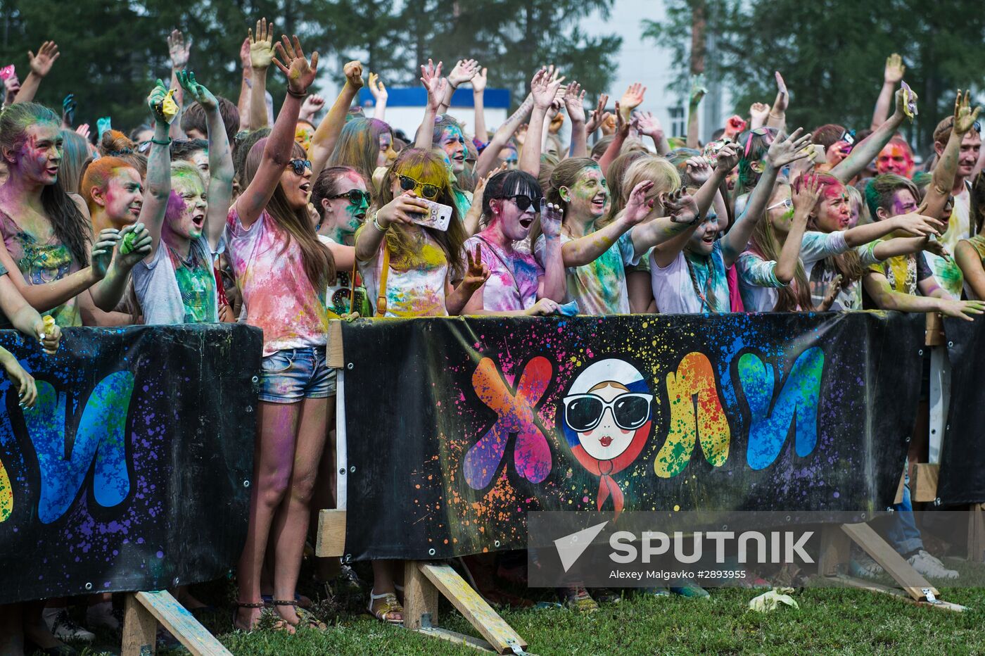 National Holi festival of colors in Omsk