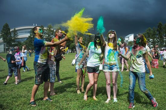 National Holi festival of colors in Omsk