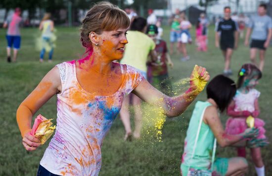 National Holi festival of colors in Omsk