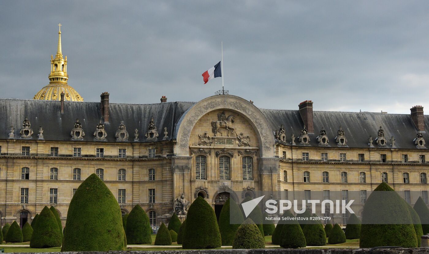 Cities of the world. Paris