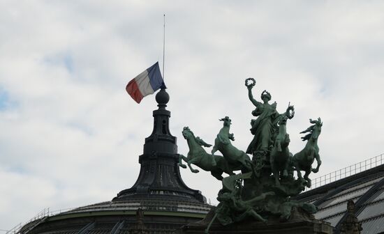 Cities of the world. Paris