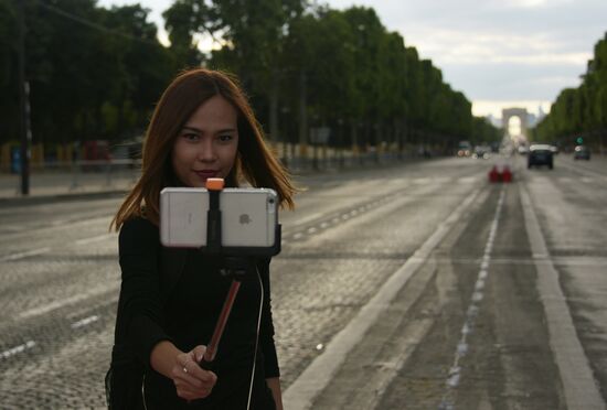 Cities of the world. Paris