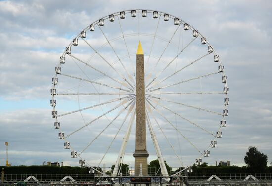 Cities of the world. Paris
