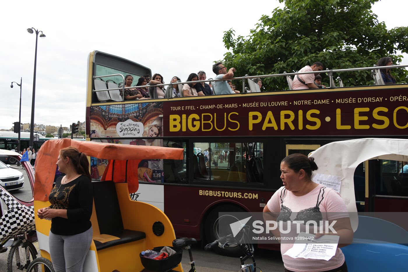 Cities of the world. Paris