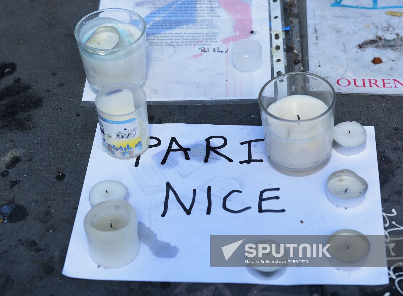 France declares three days of mourning for victims of Nice terror attack