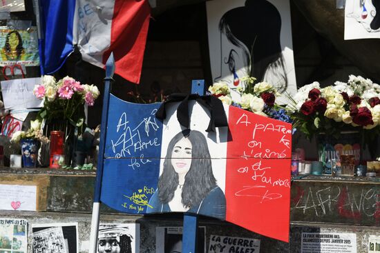 France declares three days of mourning for victims of Nice terror attack