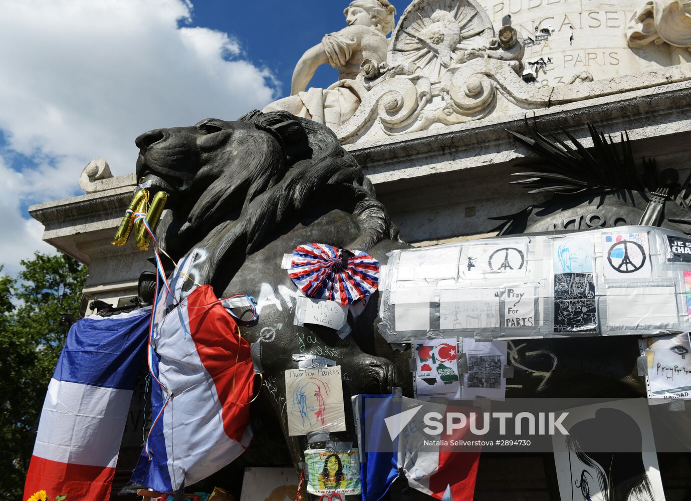 France declares three days of mourning for victims of Nice terror attack