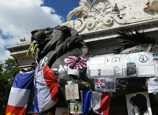 France declares three days of mourning for victims of Nice terror attack