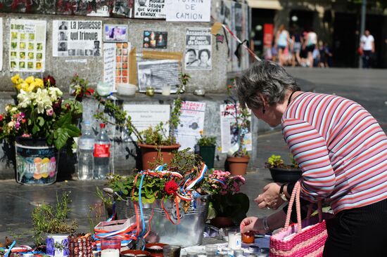 France declares three days of mourning for victims of Nice terror attack