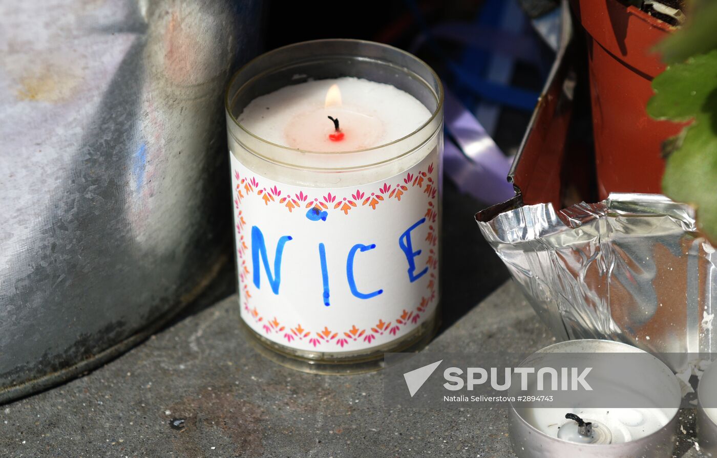 France declares three days of mourning for victims of Nice terror attack