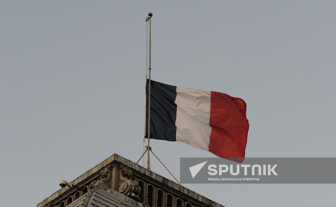 France declares three days of mourning for victims of Nice terror attack