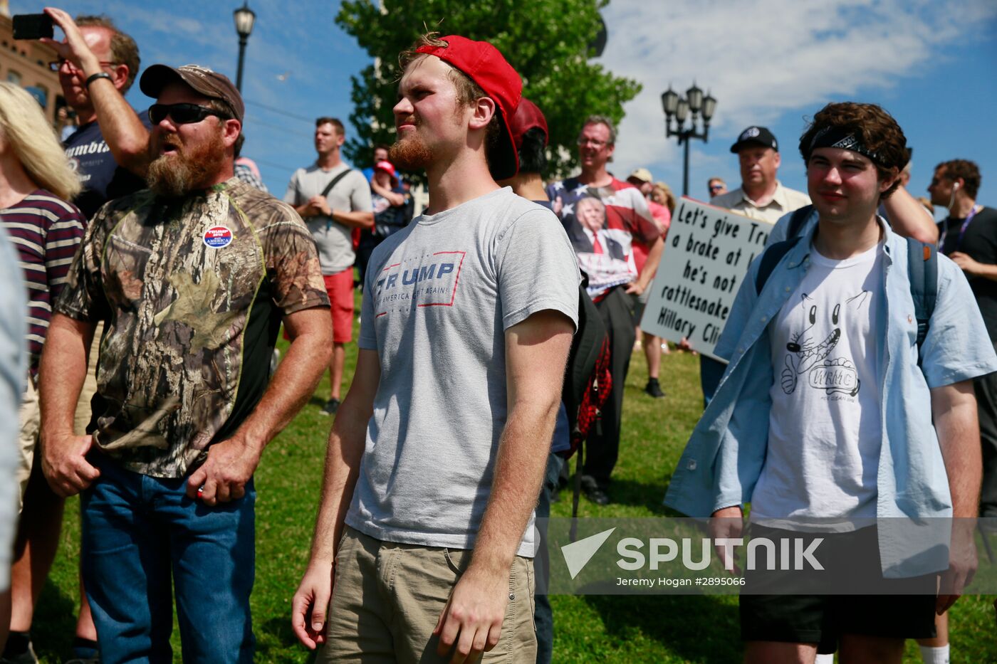 Donald Trump's supporters stage rally