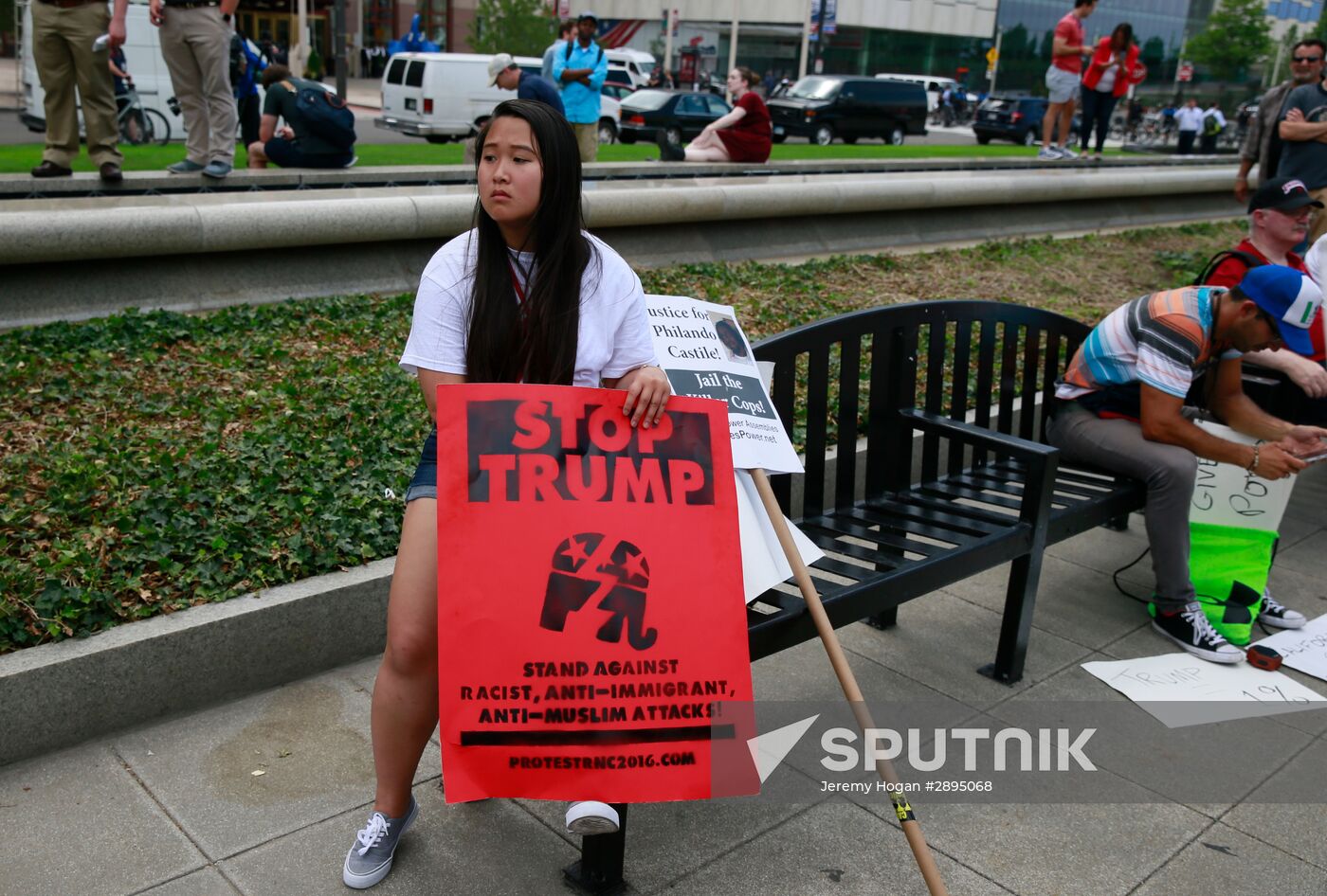 Donald Trump's opponents stage protest