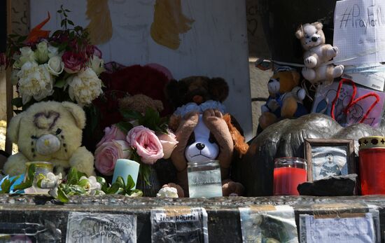 Three days of mourning declared in France after Nice terrorist attack