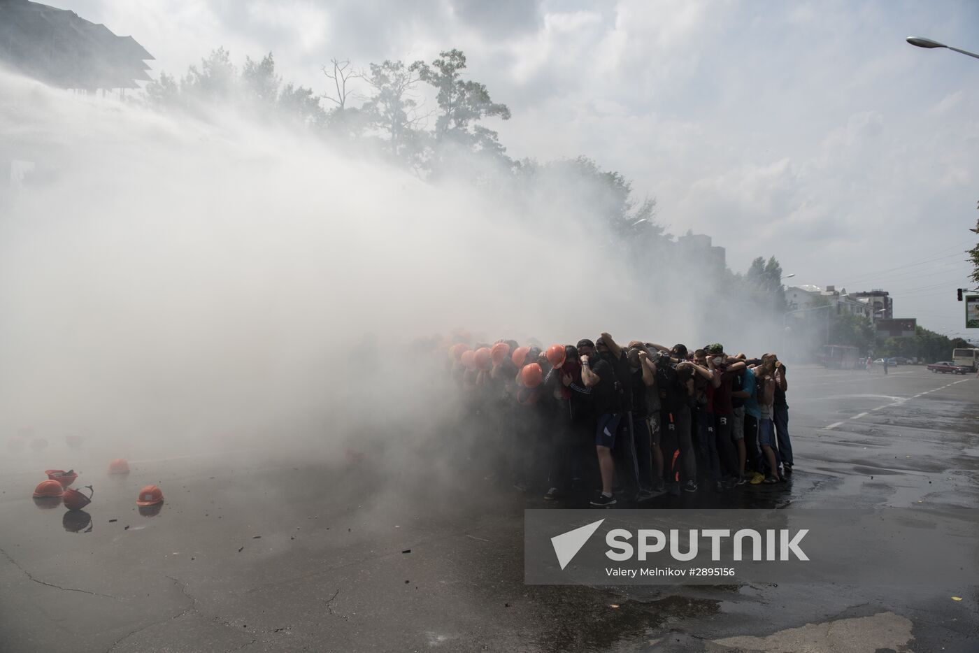 Training unarmed resistance to foreign armed mission invasion of Lugansk People's Republic