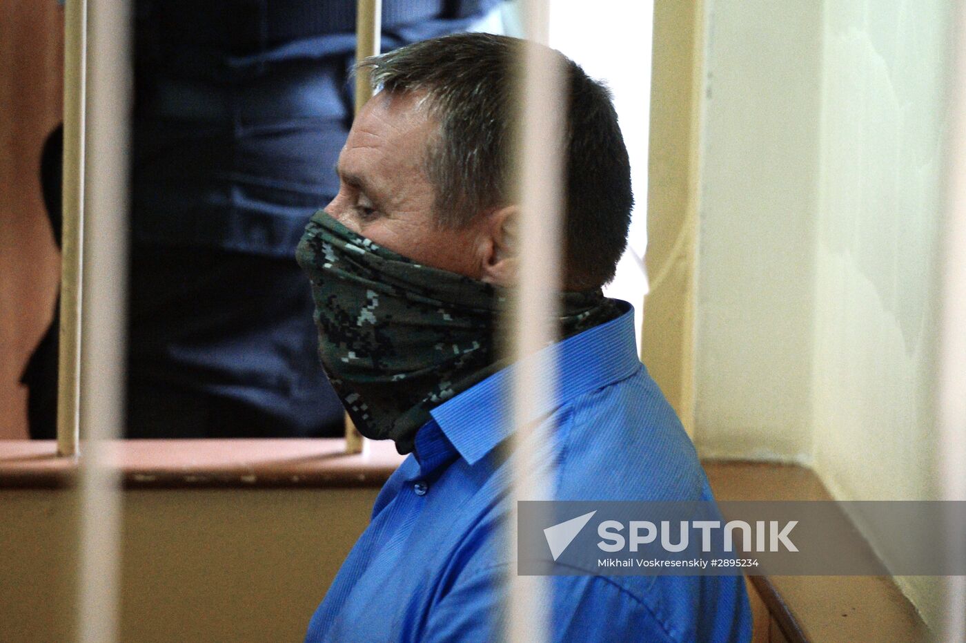 Considering investigator request to arrest Russian Investigator Committee officer