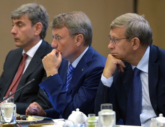 President Vladimir Putin visits Sirius educational center in Sochi