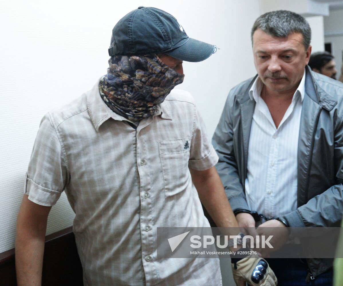 Concidering investigators' request to arrest Russian Investigator Committee officers in Moscow