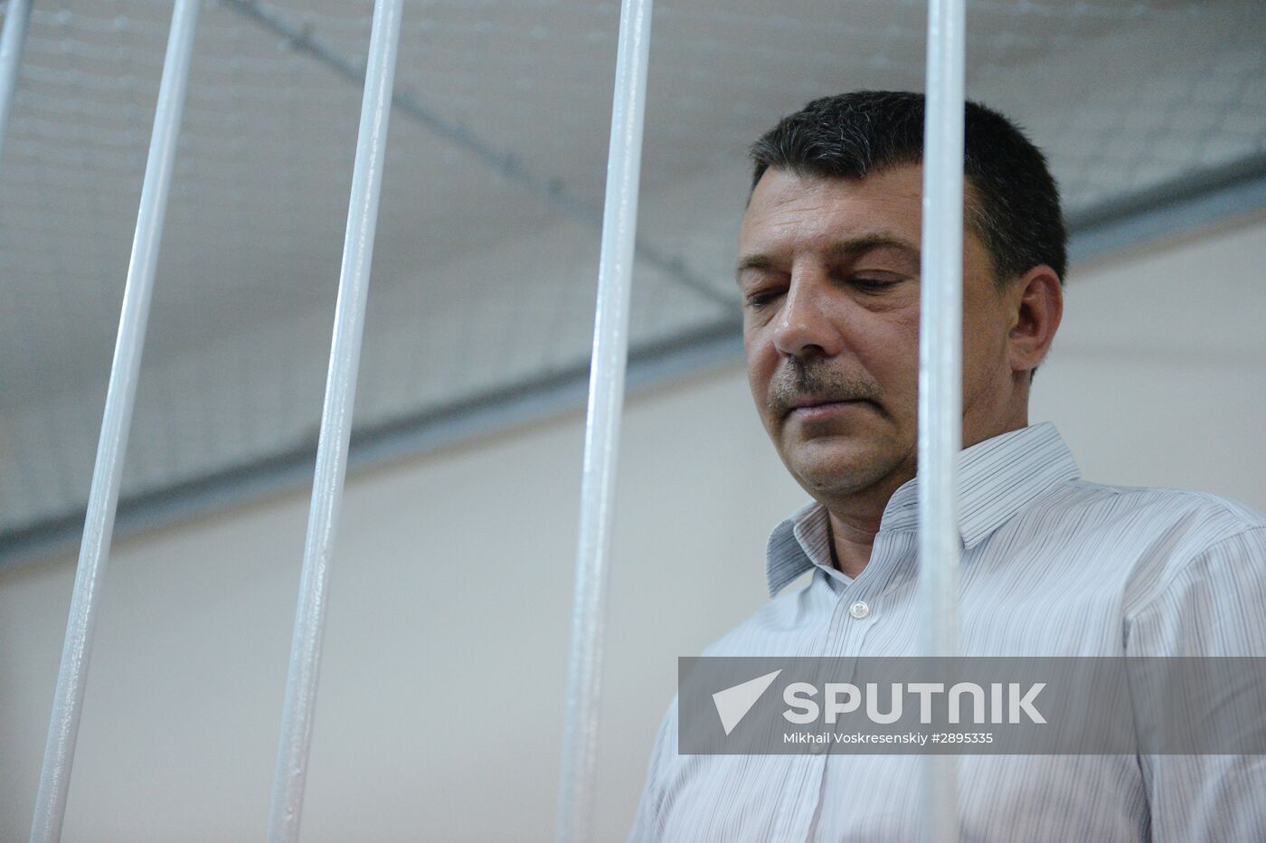 Considering investigators' request to arrest RIC officers in Moscow