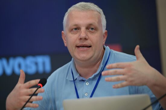Journalist Pavel Sheremet killed in car explosion in Kiev