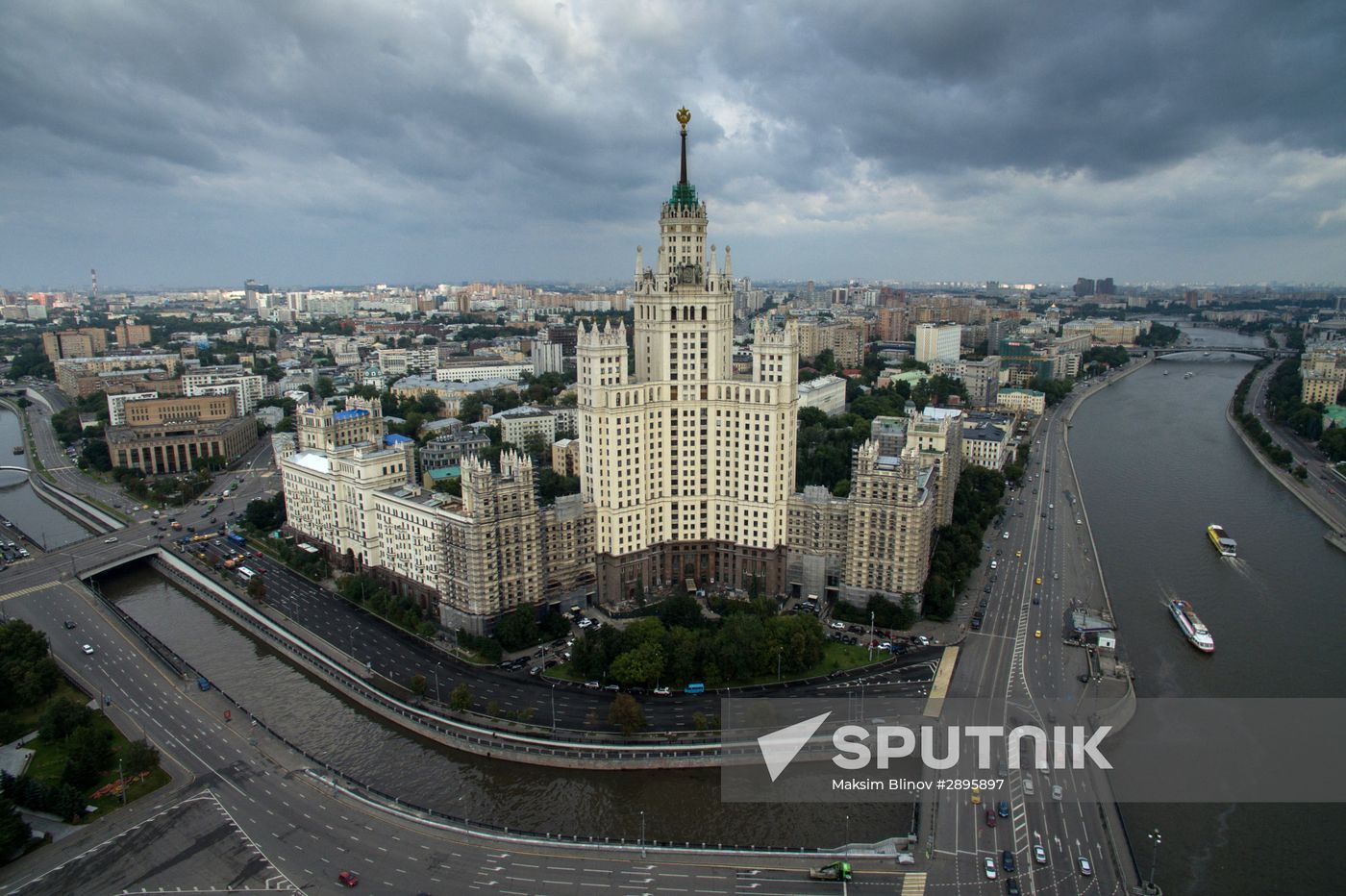 Bird's-eye views of Moscow