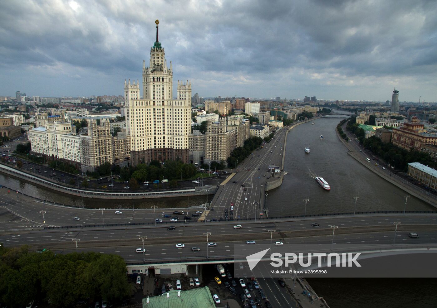 Bird's-eye views of Moscow