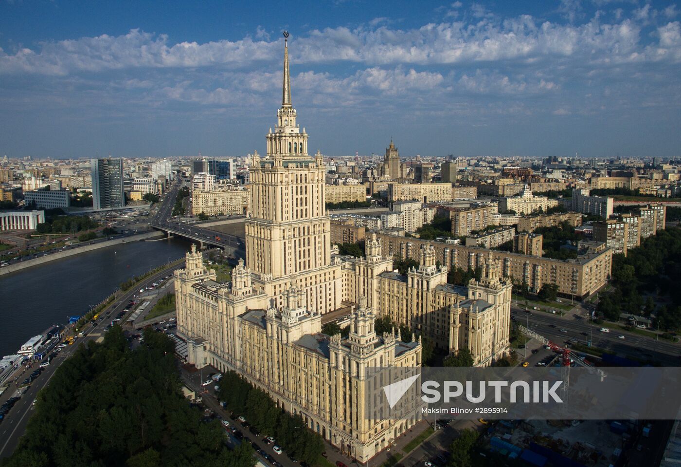 Bird's-eye views of Moscow