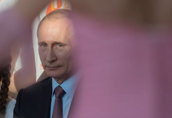 President Vladimir Putin visits Sirius educational center in Sochi
