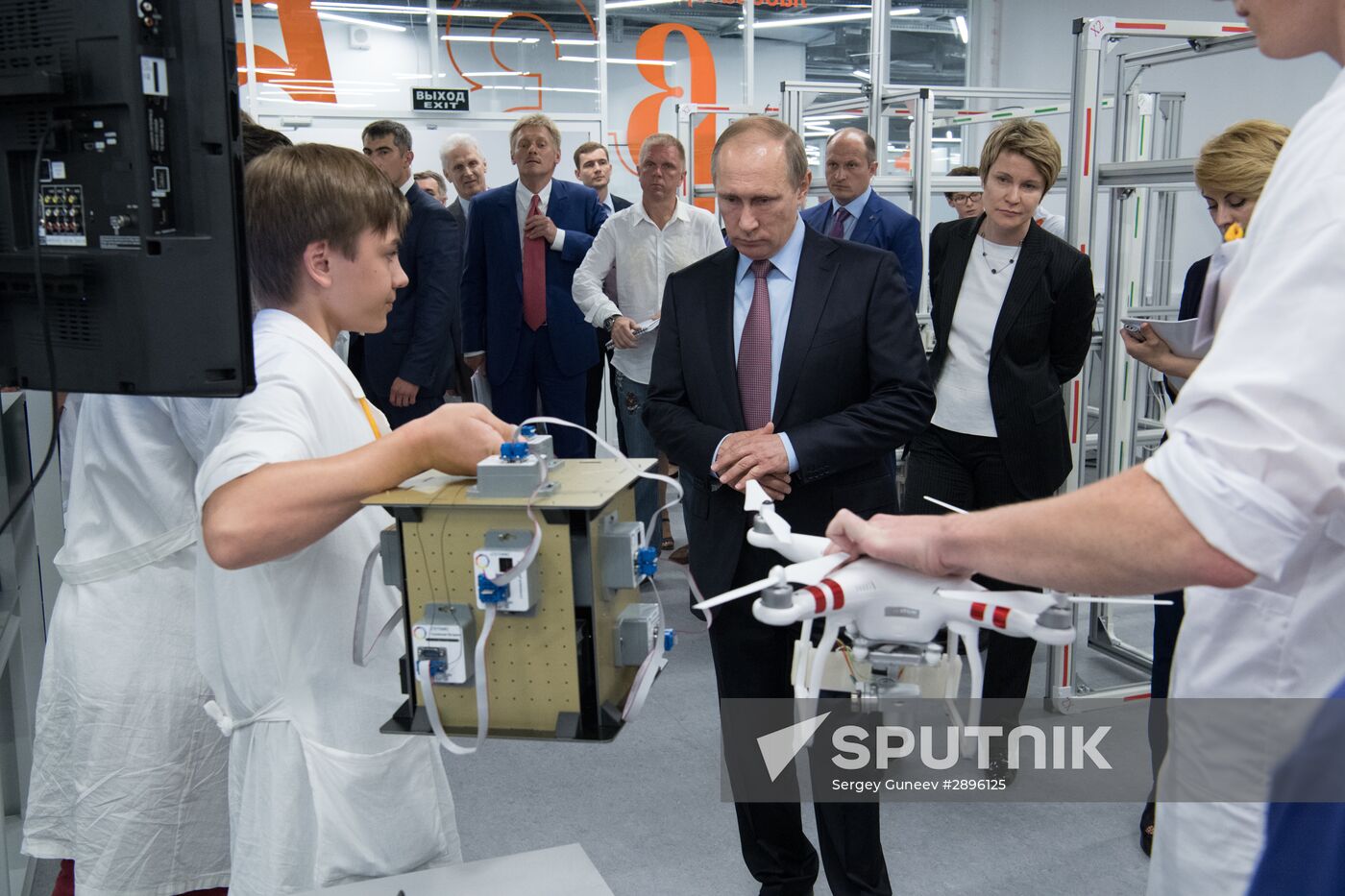 President Vladimir Putin visits Syrius educational center in Sochi