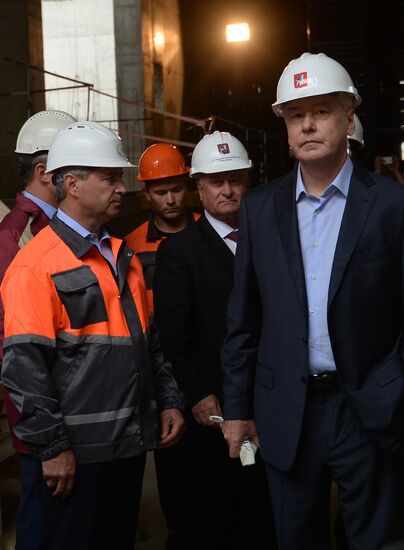 Moscow Mayor Sergei Sobyanin inspects construction of Michurinsky Prospekt metro station