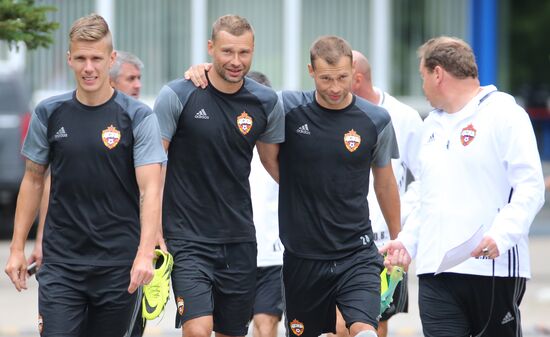 FC CSKA holds training session
