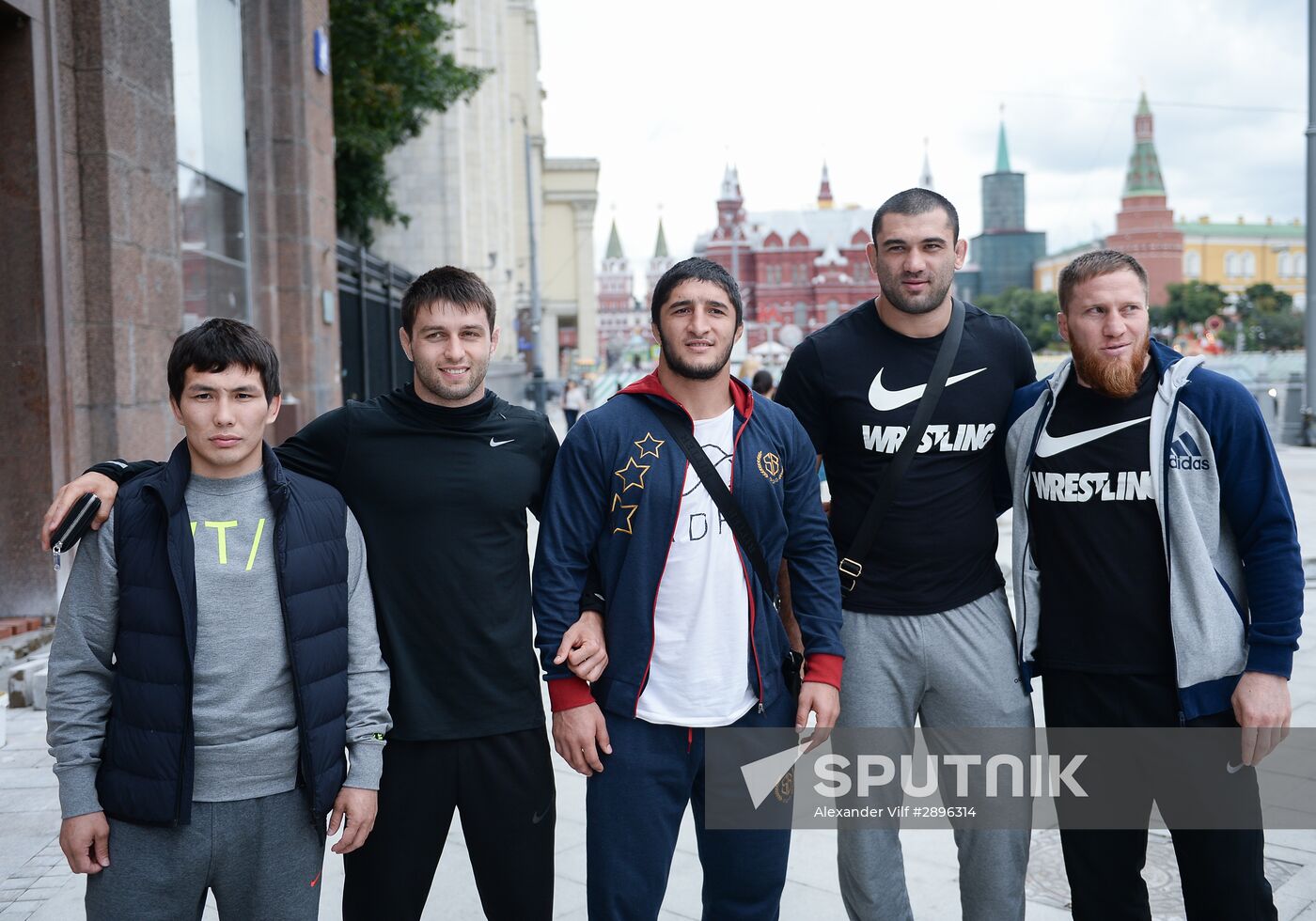 Russian Olympic track and field and freestyle wrestling teams receive outfits for 2016 Olympics