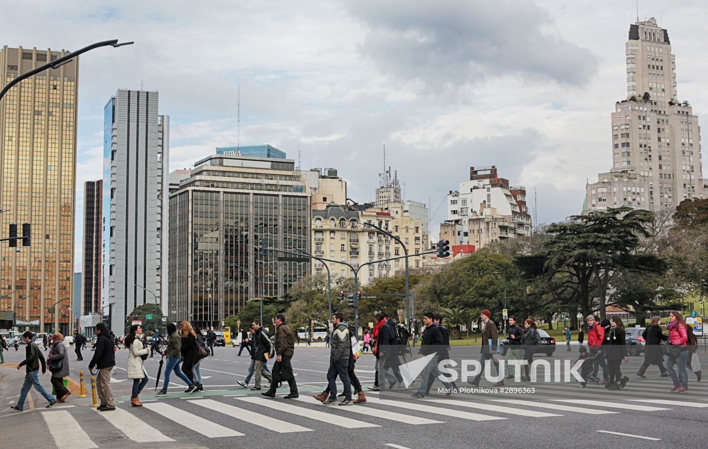 Cities of the world. Buenos Aires
