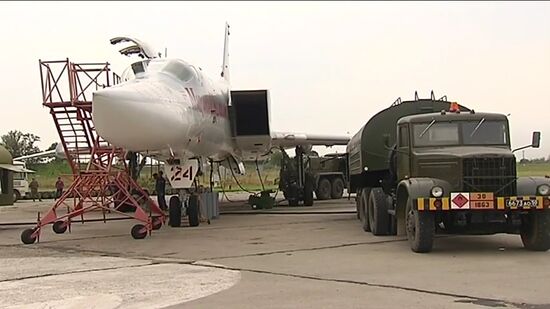 Bombing ISIS targets in Syria
