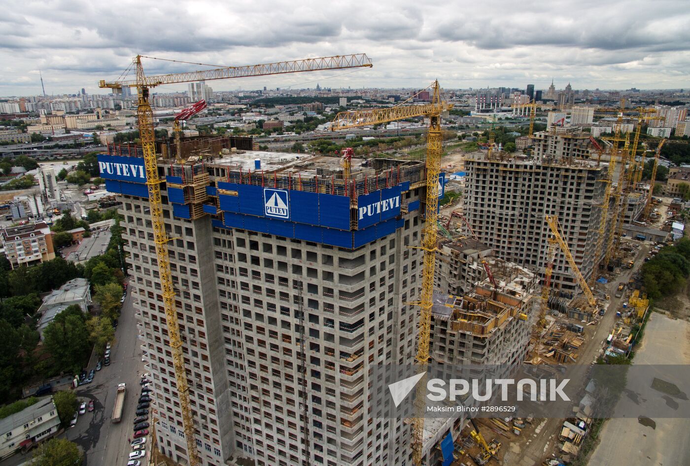 Construction of new residential buildings in Moscow