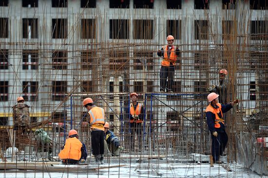 Construction of new residential buildings in Moscow