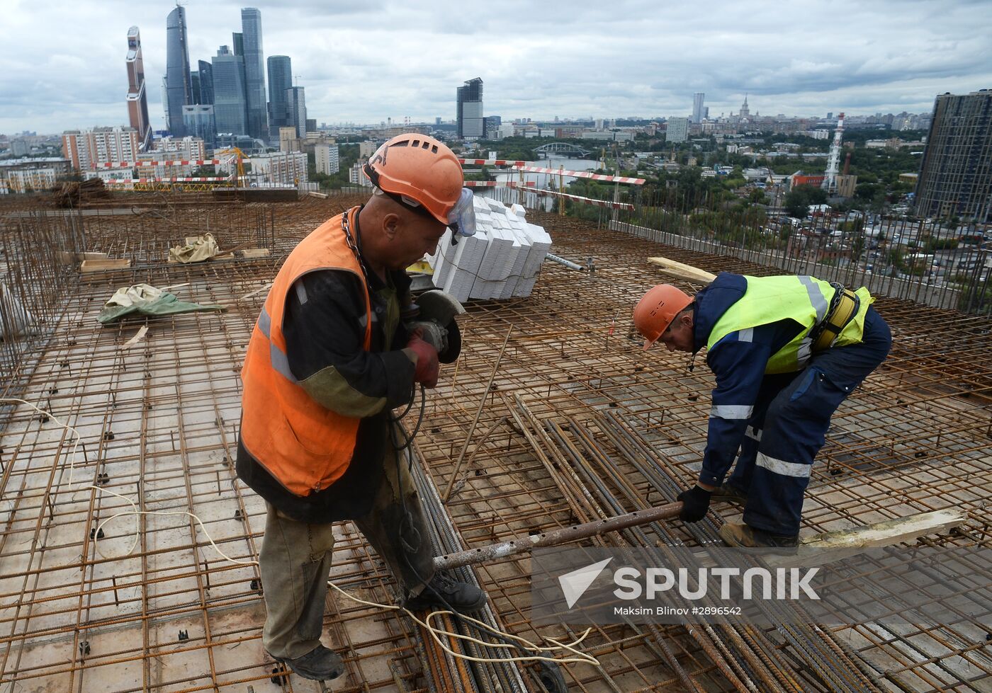 Construction of new residential buildings in Moscow