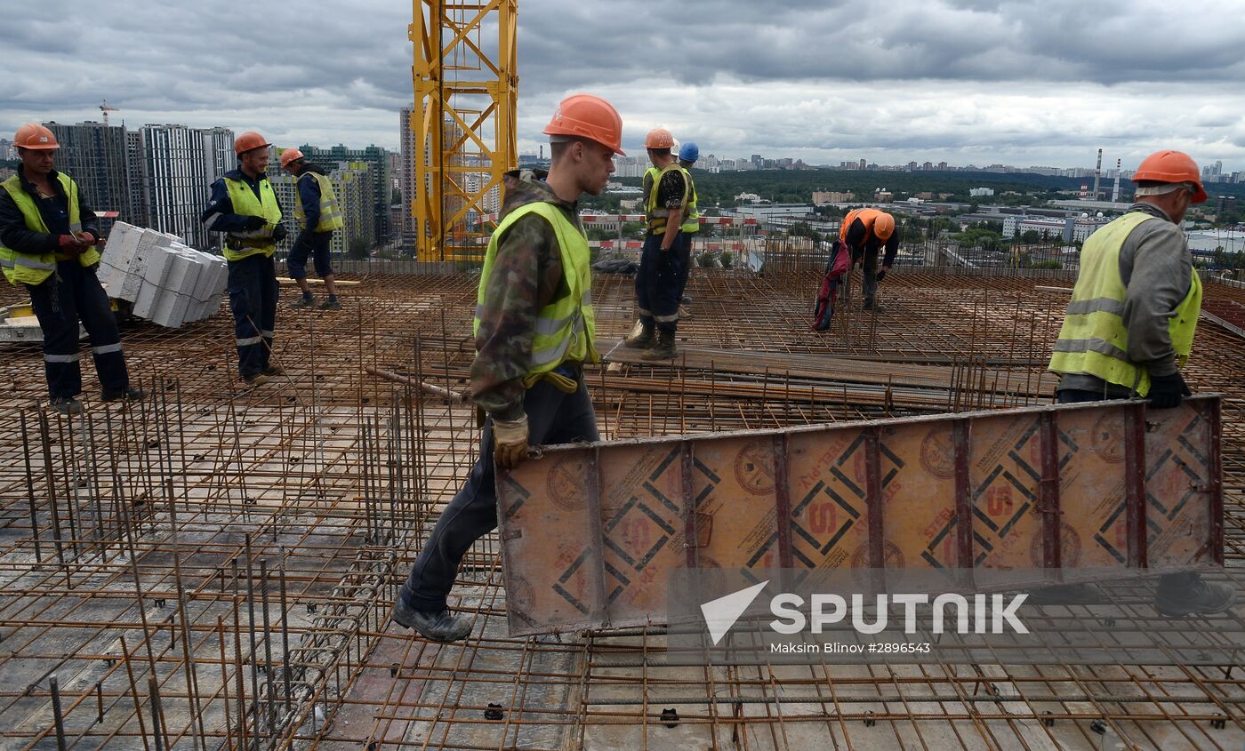 Construction of new residential buildings in Moscow