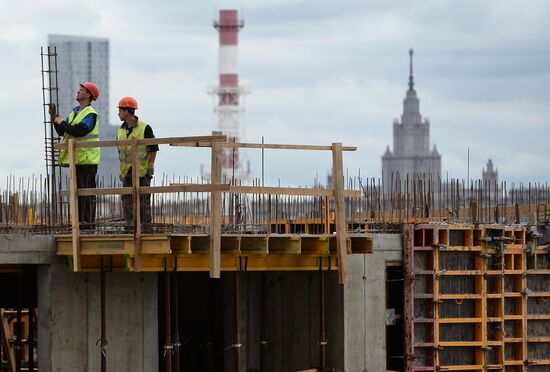 Construction of new residential buildings in Moscow