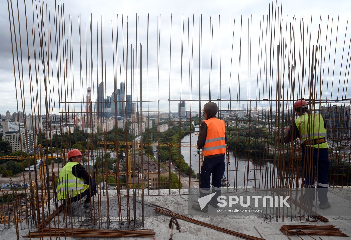 Construction of new residential buildings in Moscow