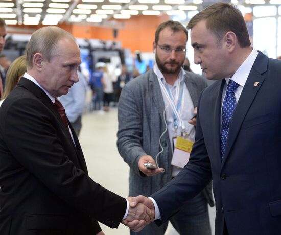 President Putin attends ASI meeting