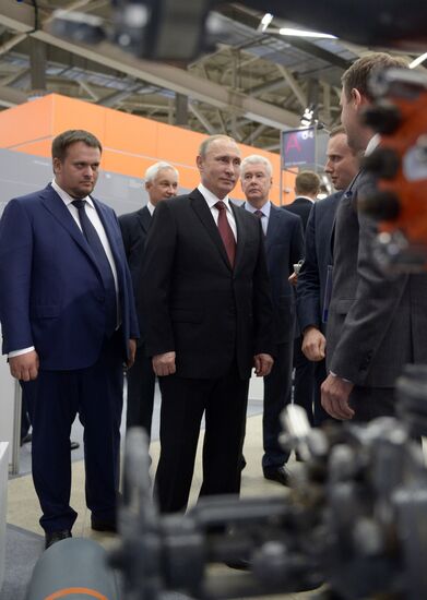 President Putin attends ASI meeting