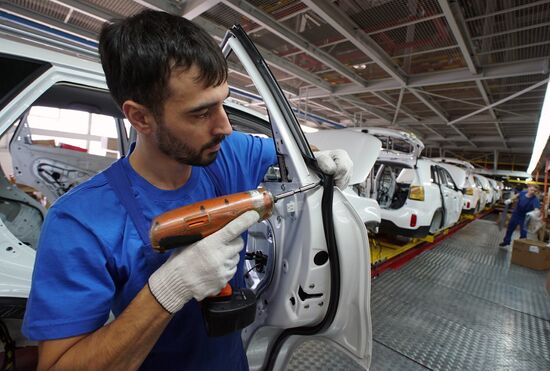 Korean brands cars manufactured at Avtotor plant