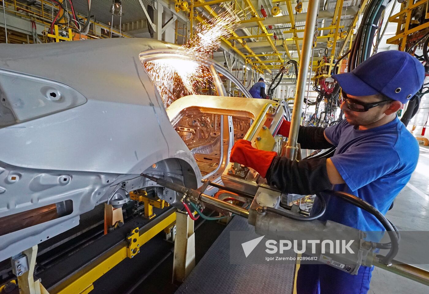 Korean brands cars manufactured at Avtotor plant