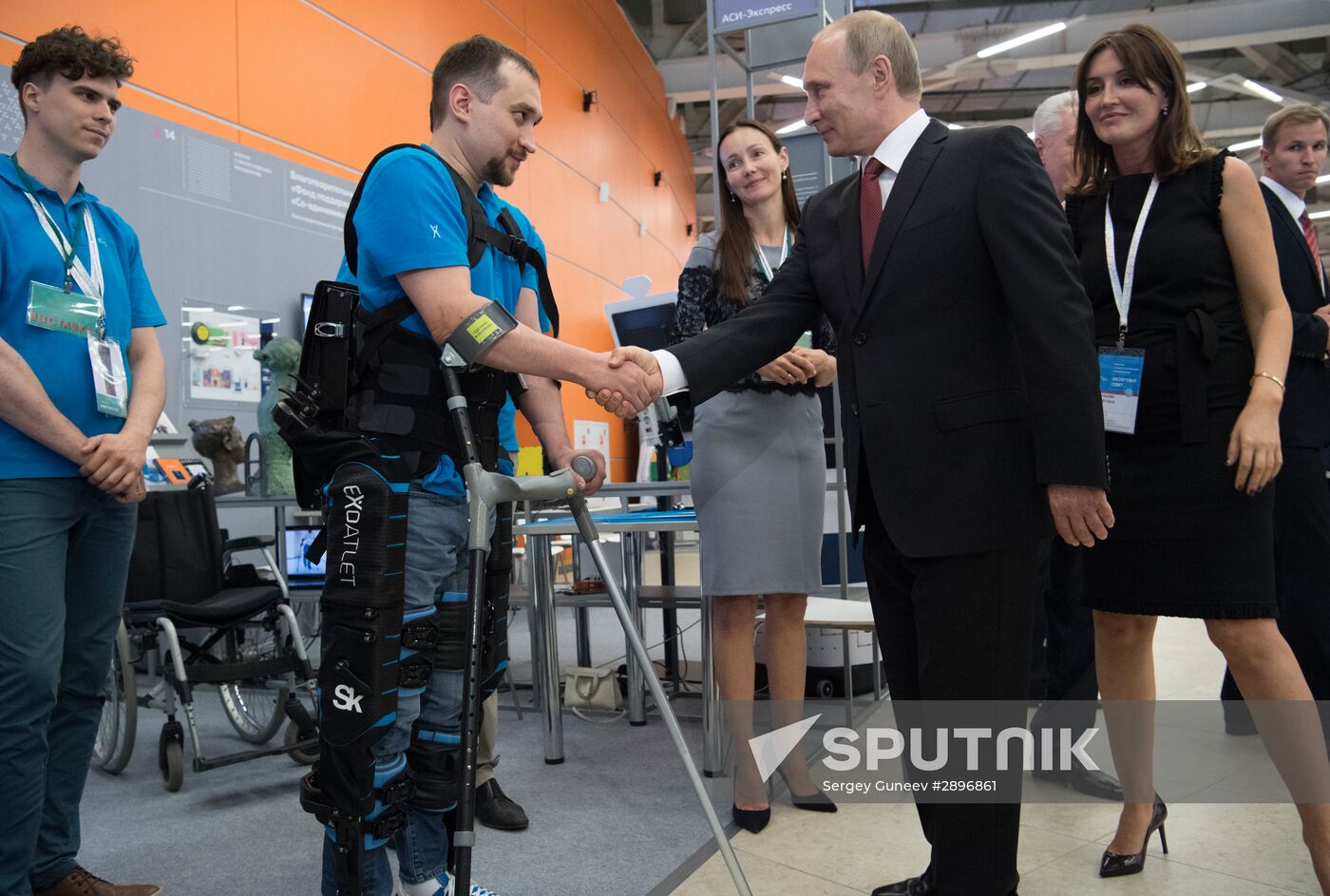 President Putin attends ASI meeting