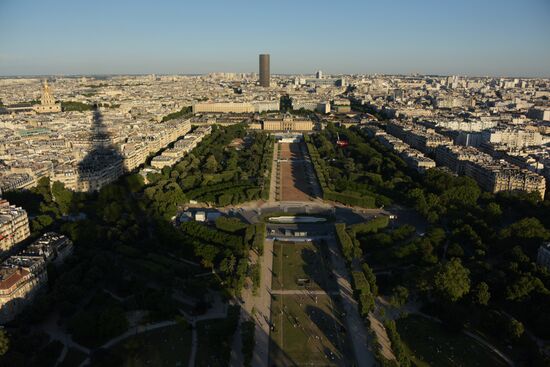 Cities of the world. Paris