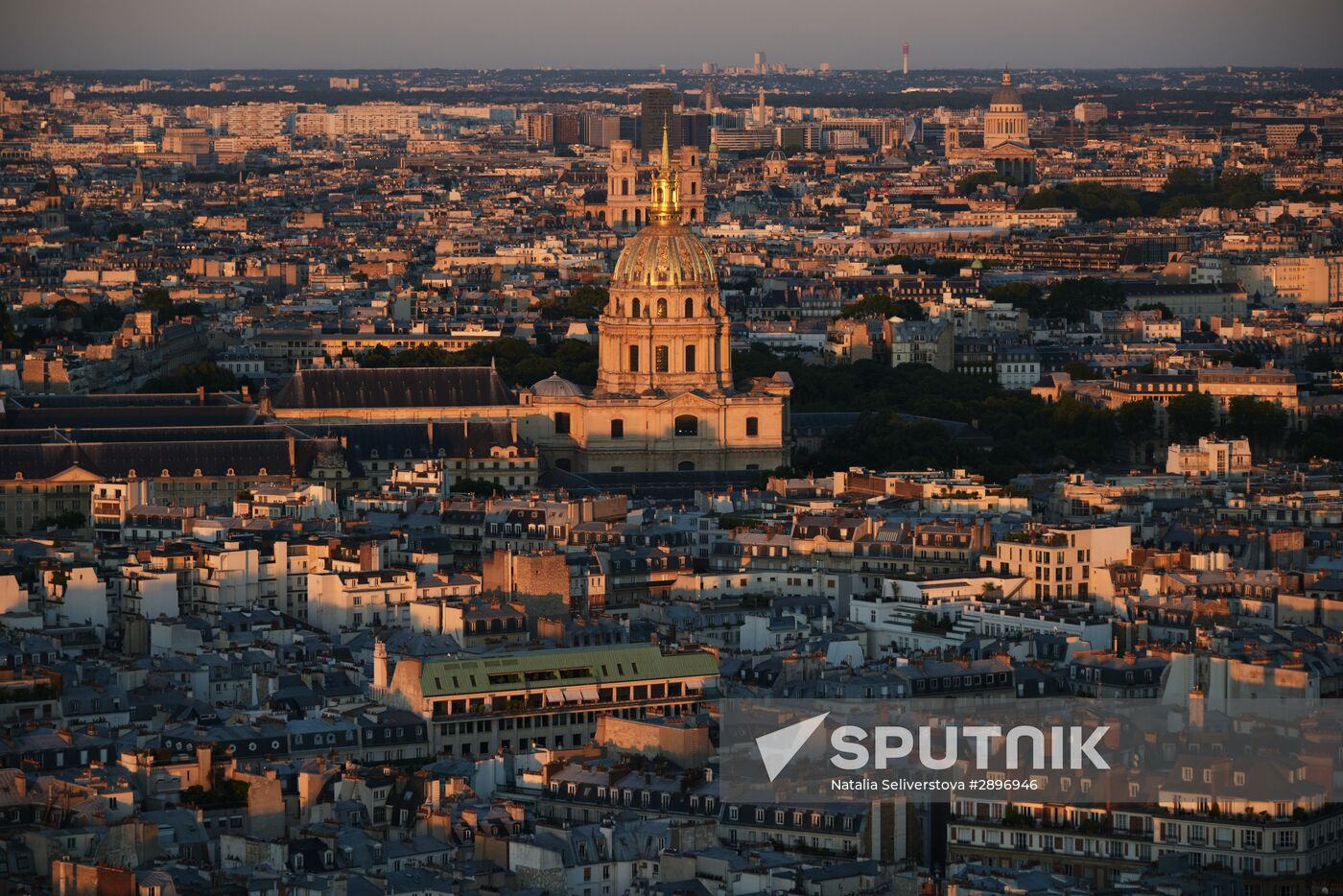 Cities of the world. Paris
