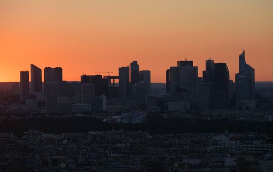 Cities of the world. Paris